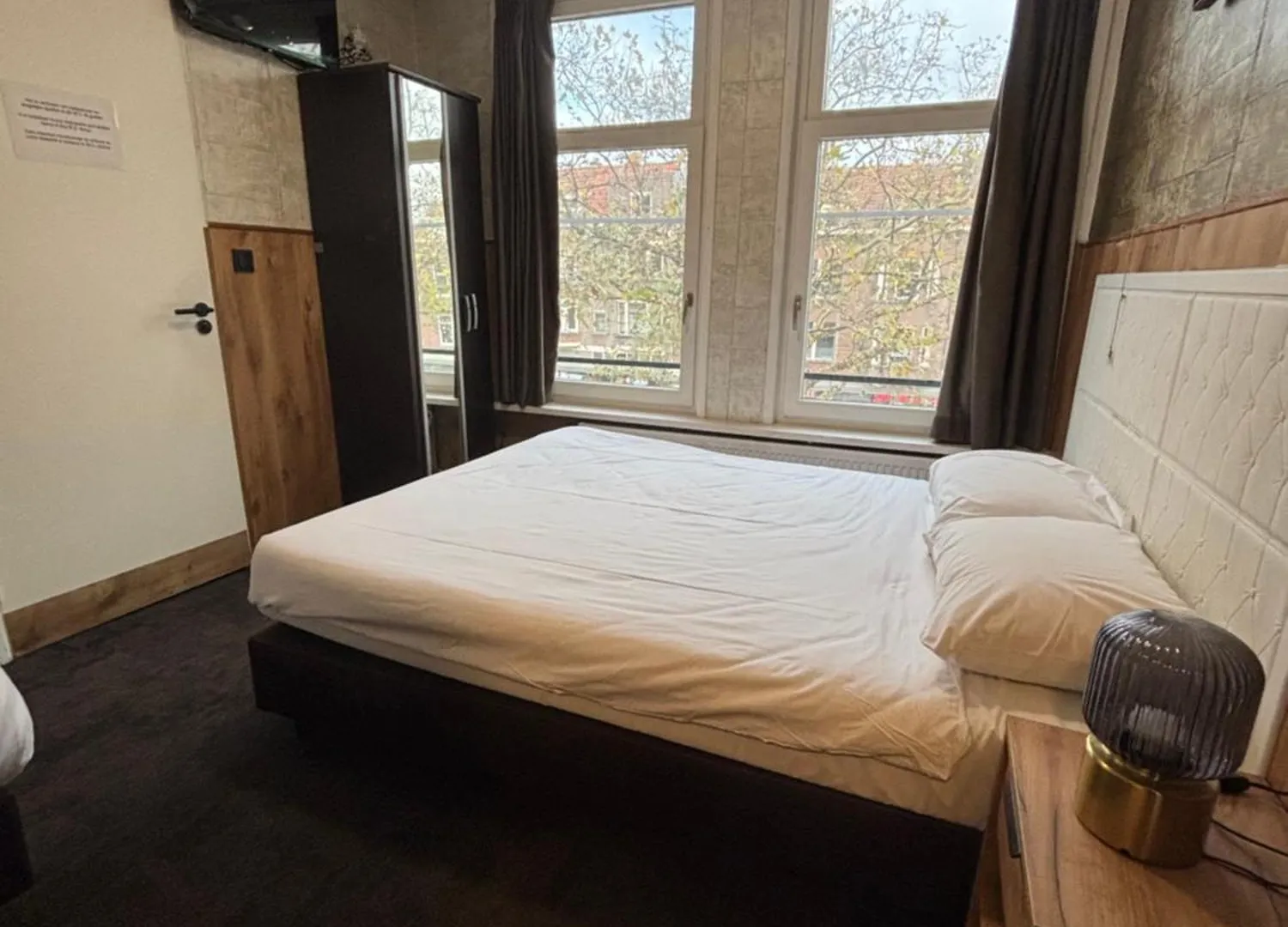 Flex-Inn Rotterdam 2*,